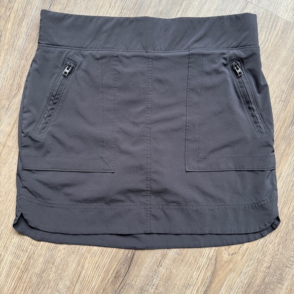 Athleta Pants - Athleta Black Active Skort with Zipper Pockets